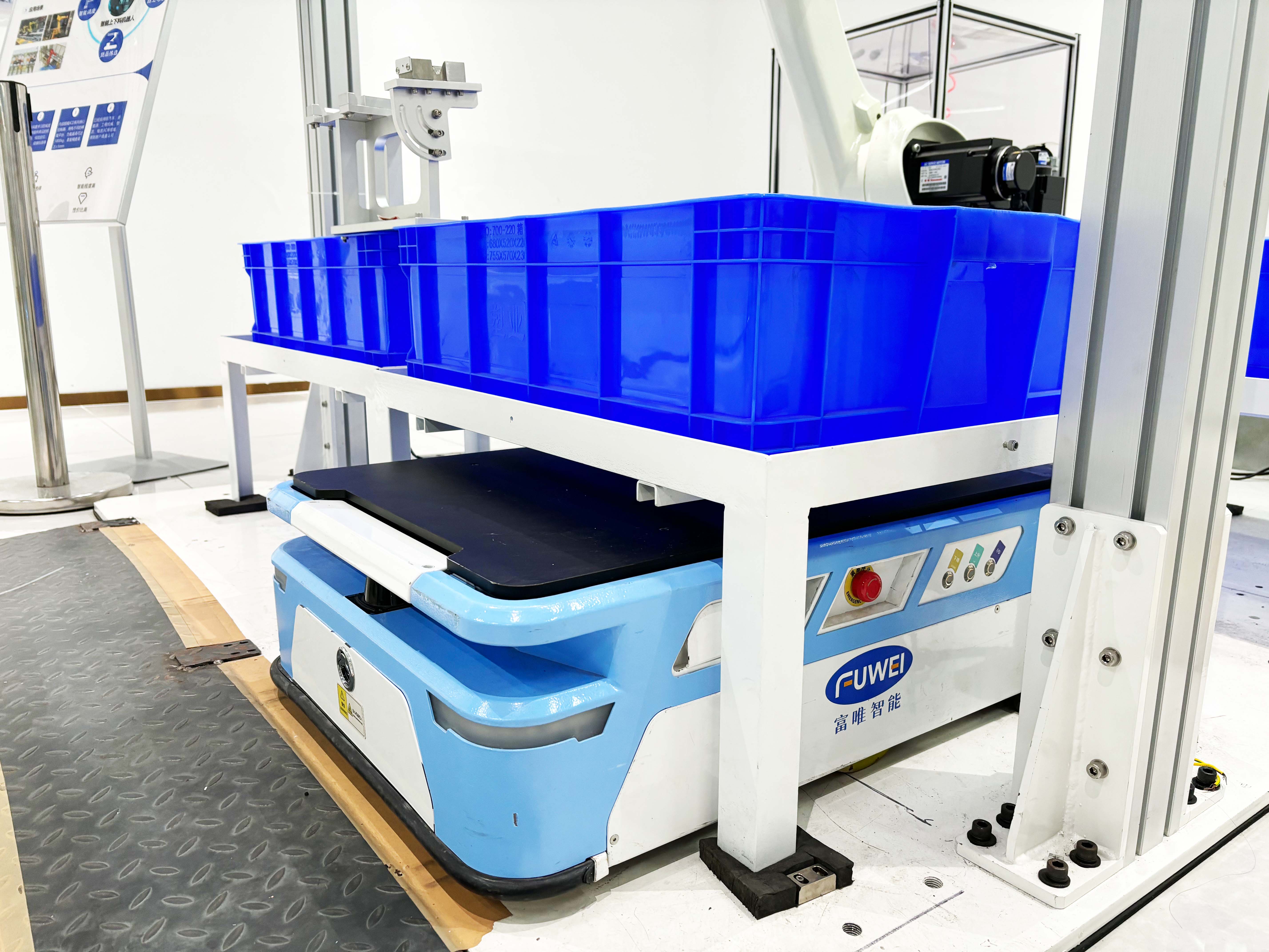 富唯智能轉運,解放雙手引領物流革新 富唯智能轉運,解放雙手引領物流革新